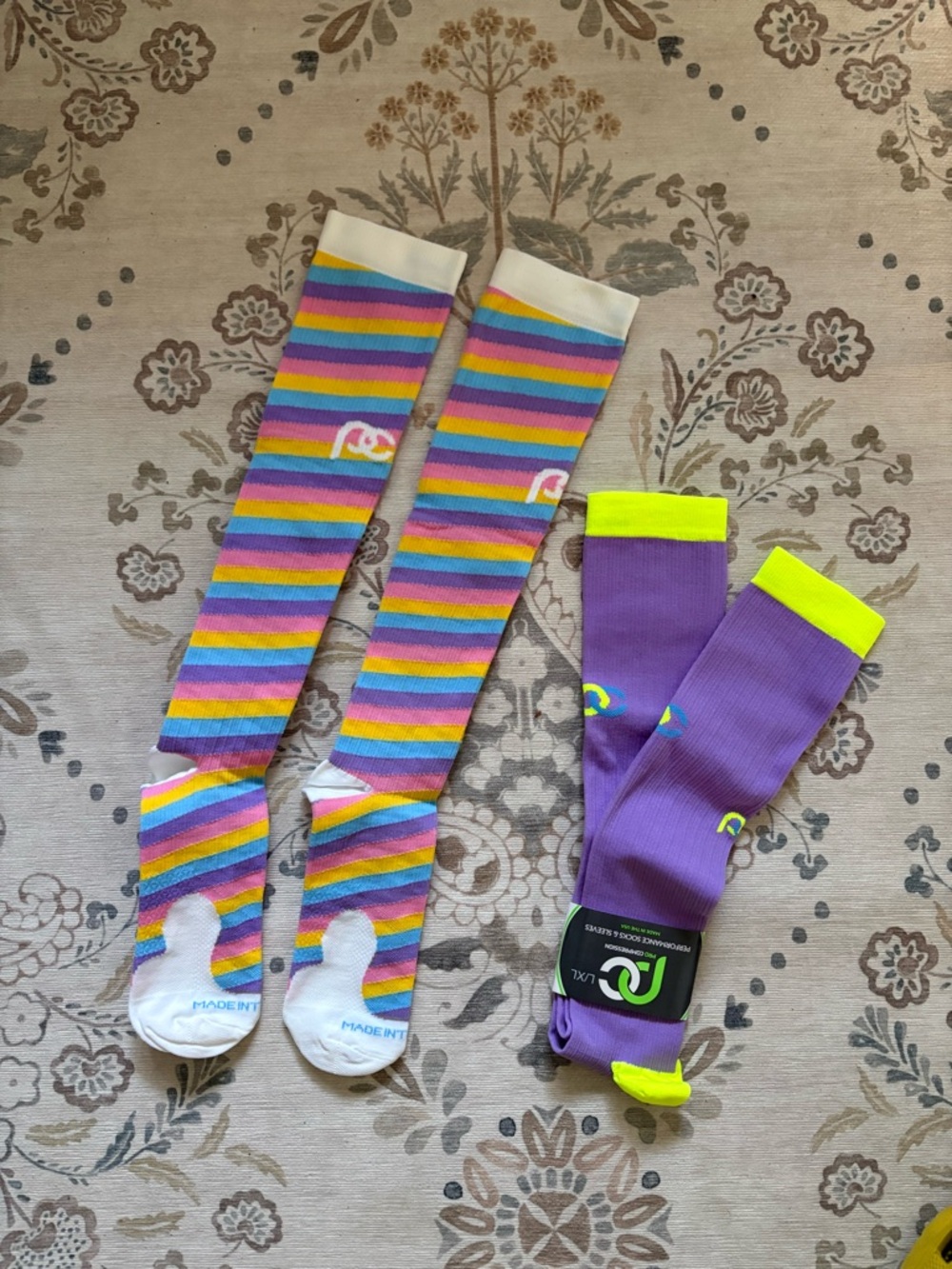 Knee high Compression Socks: Purple/Neon Green & Lavender/Neon Yellow/Blue